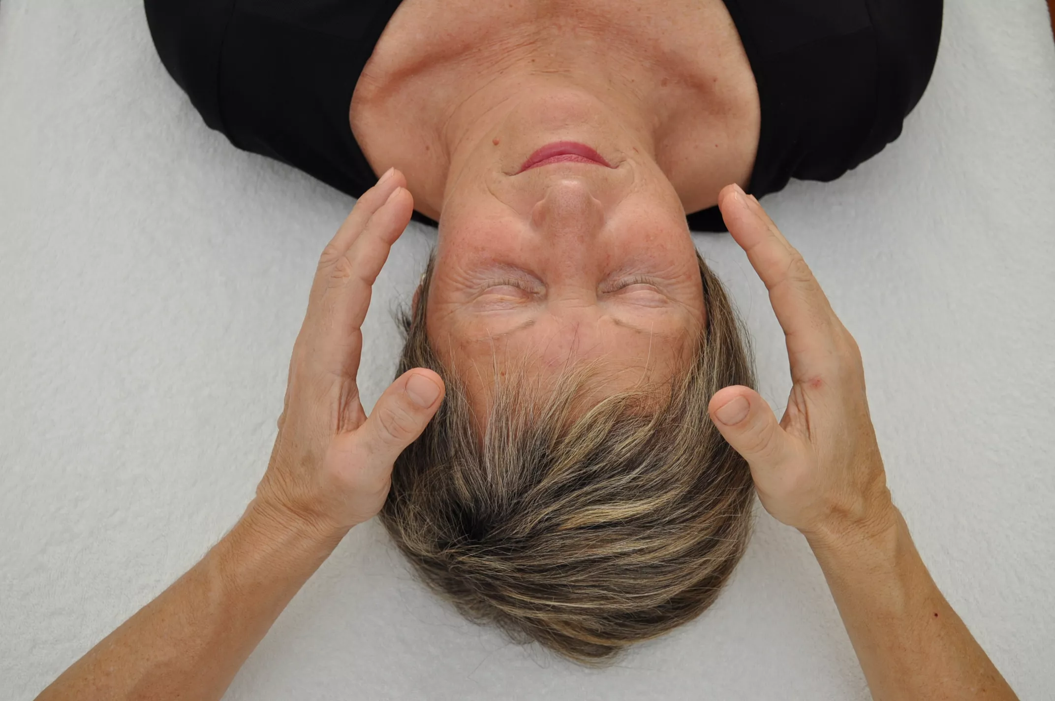 Reiki-Behandlung Reiki-Behandlung